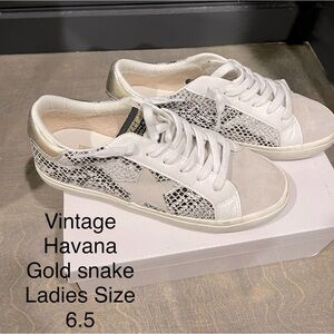 Vintage Havana, Ladies size 6.5 in like new condition! Maybe, worn once!